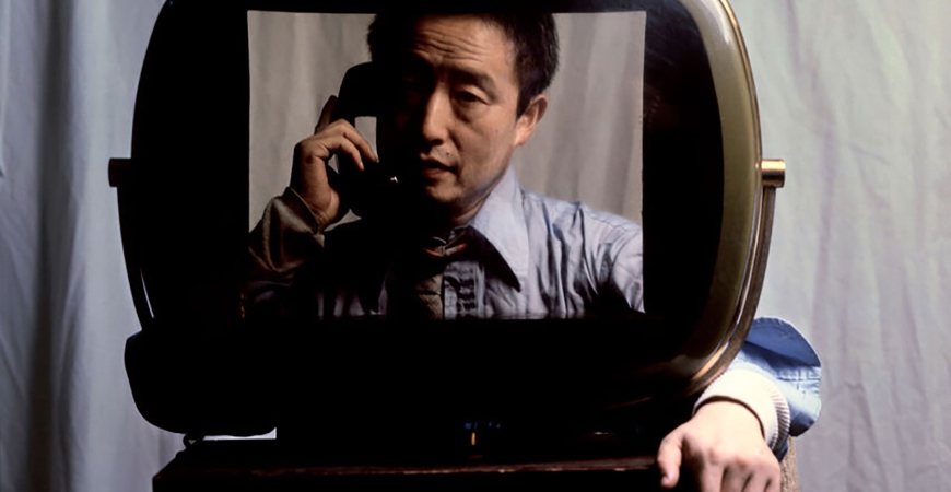 Нам Джун Пек: Місяць – найстаріший телевізор